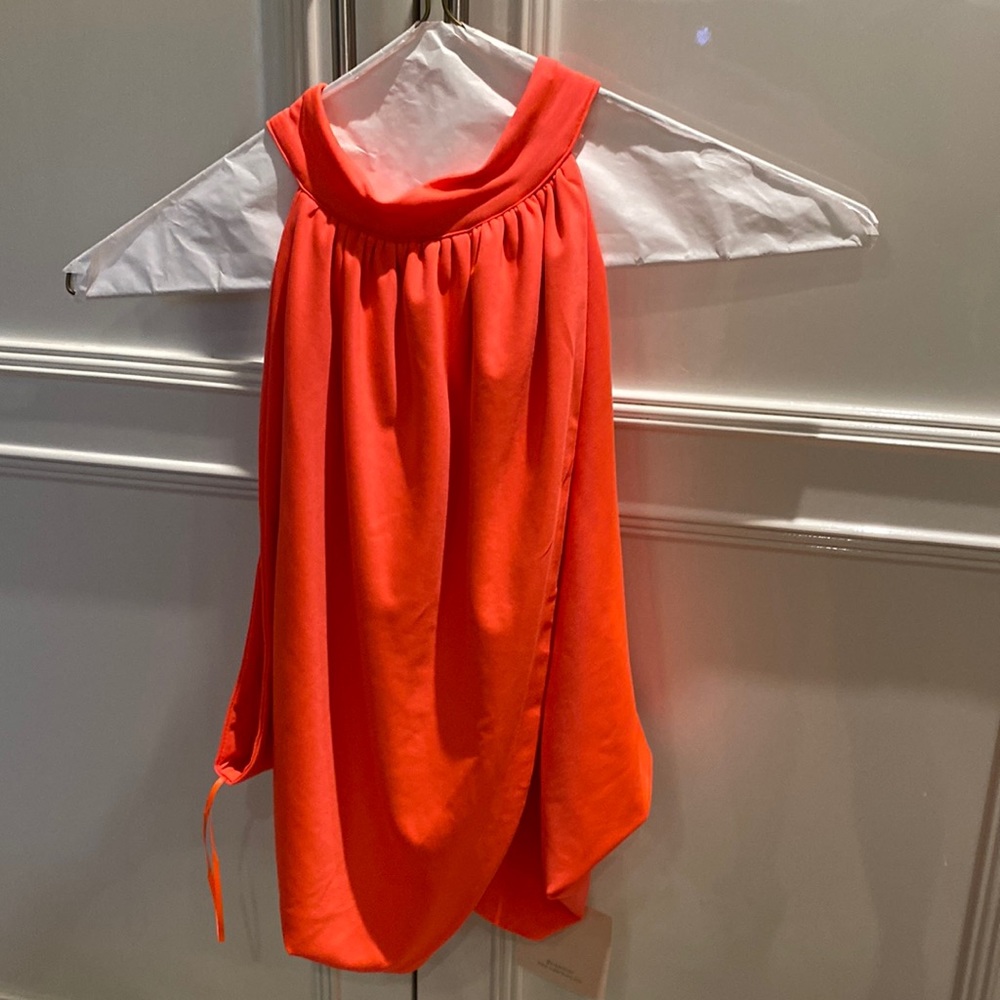 Super down top. NWT. Size M